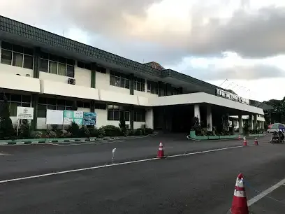 Foto RS Tentara Tingkat II Dokter Soepraoen